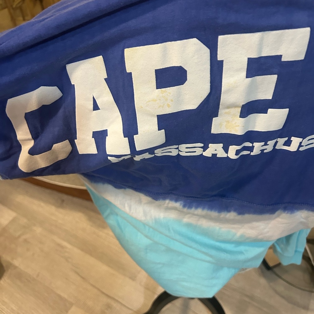 Basix of America Blue V-Neck Sweatshirt Cape Cod - Picture 5 of 6